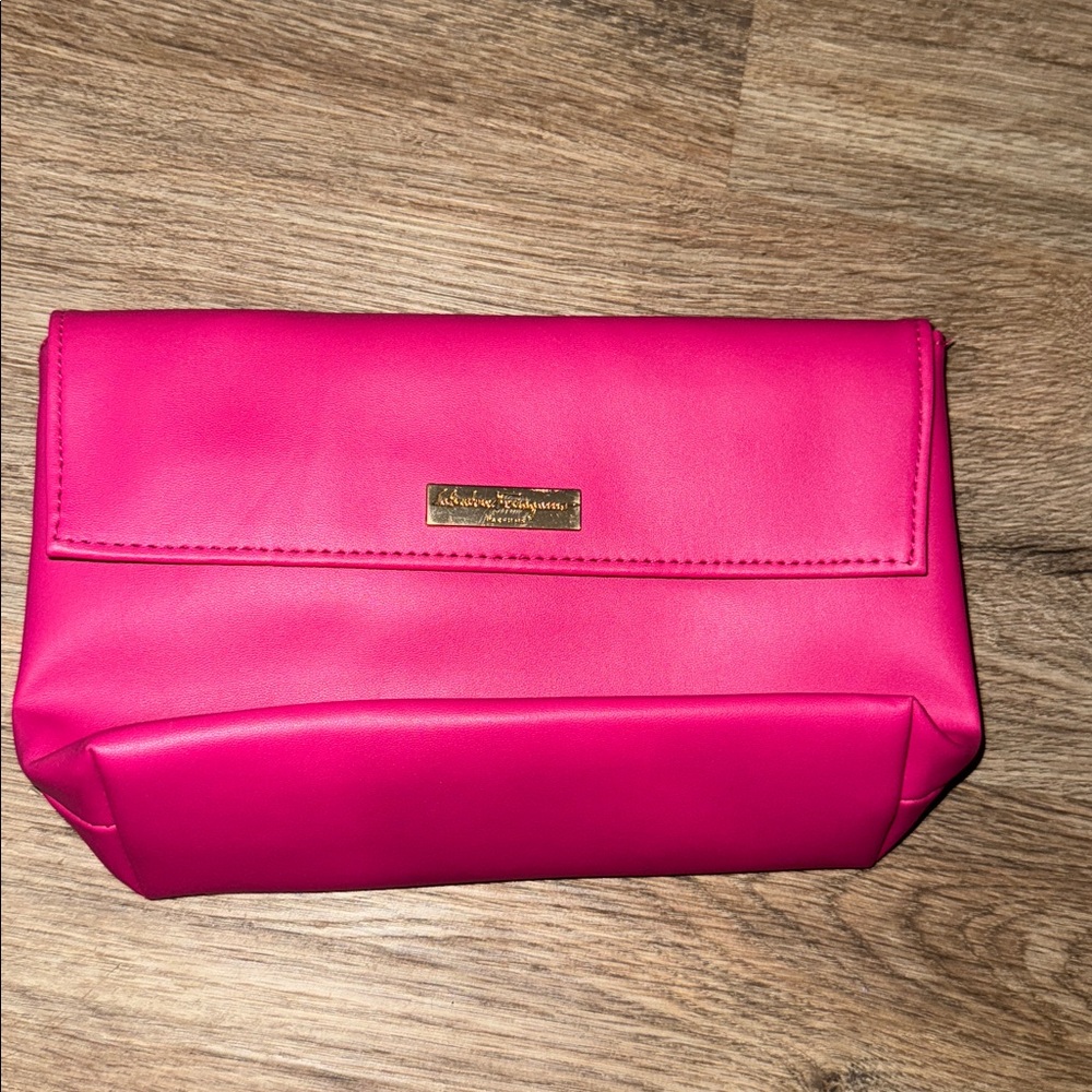 Salvatore Ferragamo parfums cosmetic bag clutch